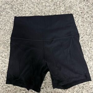 Lululemon Align High Rise Short 6” in Black